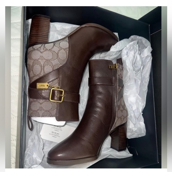 Coach Olivia Bootie In Signature Jacquard Size 9 MSRP: $295.00 - Picture 3 of 16